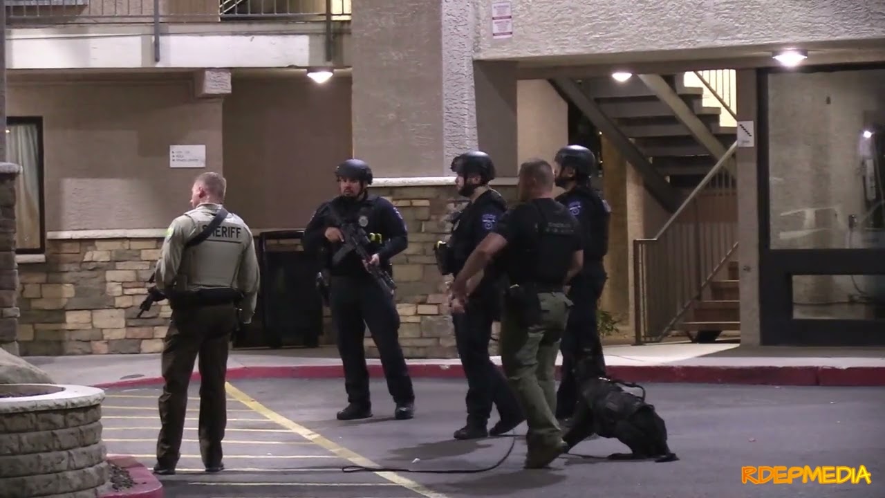 Tempe Police Search For Shooter - YouTube