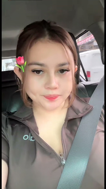 RENA DYANA LIVE HOT