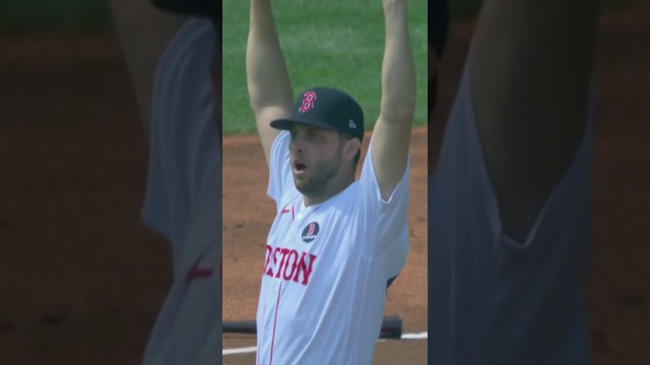 What A Play By Wilyer Abreu 