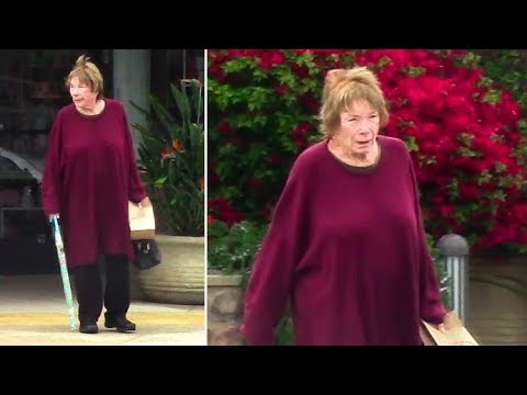 Actress Shirley MacLaine Goes Makeup Free At The Pharmacy In Malibu