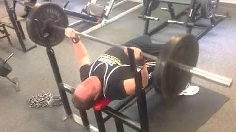 Carl Calhoun training for benchpress competition