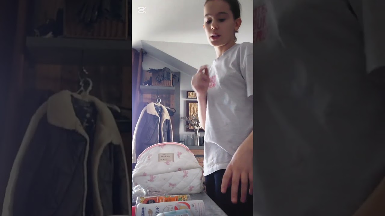 Pakoljatok be velem a nyaralásra🤍 /  SzZsófi / 02.28.