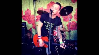 Video thumbnail of "Chris Cresswell (The Flatliners) - 100"