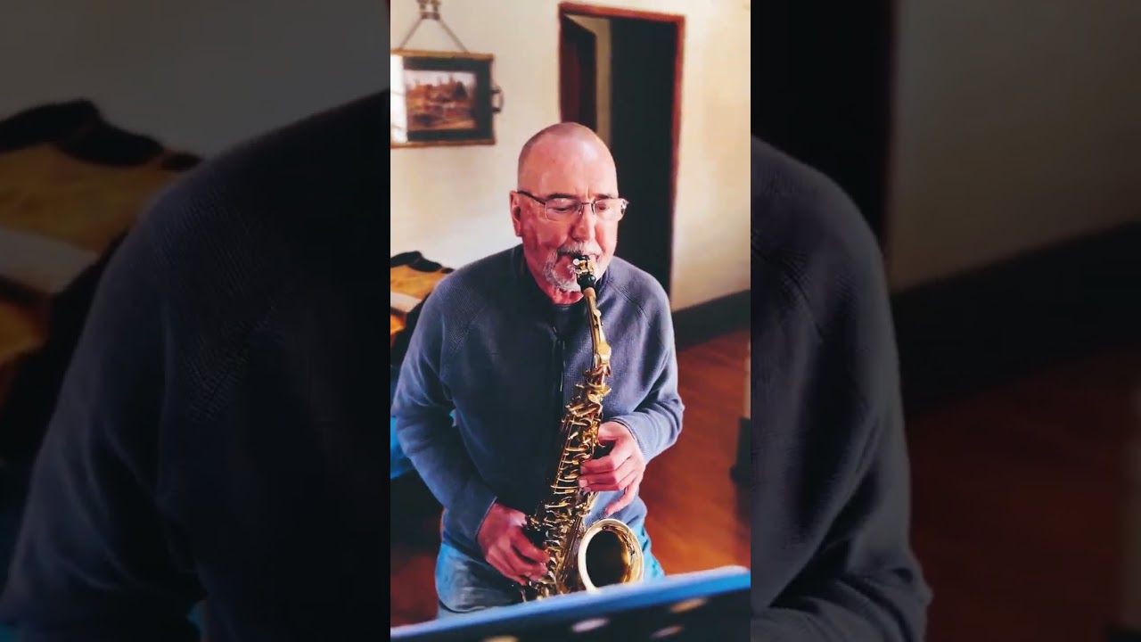 𝗕𝗲𝗵𝗶𝗻𝗱 𝘁𝗵𝗲 𝘀𝗰𝗲𝗻𝗲𝘀 with 𝙎𝙖𝙭𝙤𝙝𝙤𝙡𝙞𝙘𝙨!