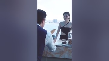 Check-in hồ bơi vô cực trên cao ngắm hoàng hôn đẹp nhất Sài Gòn