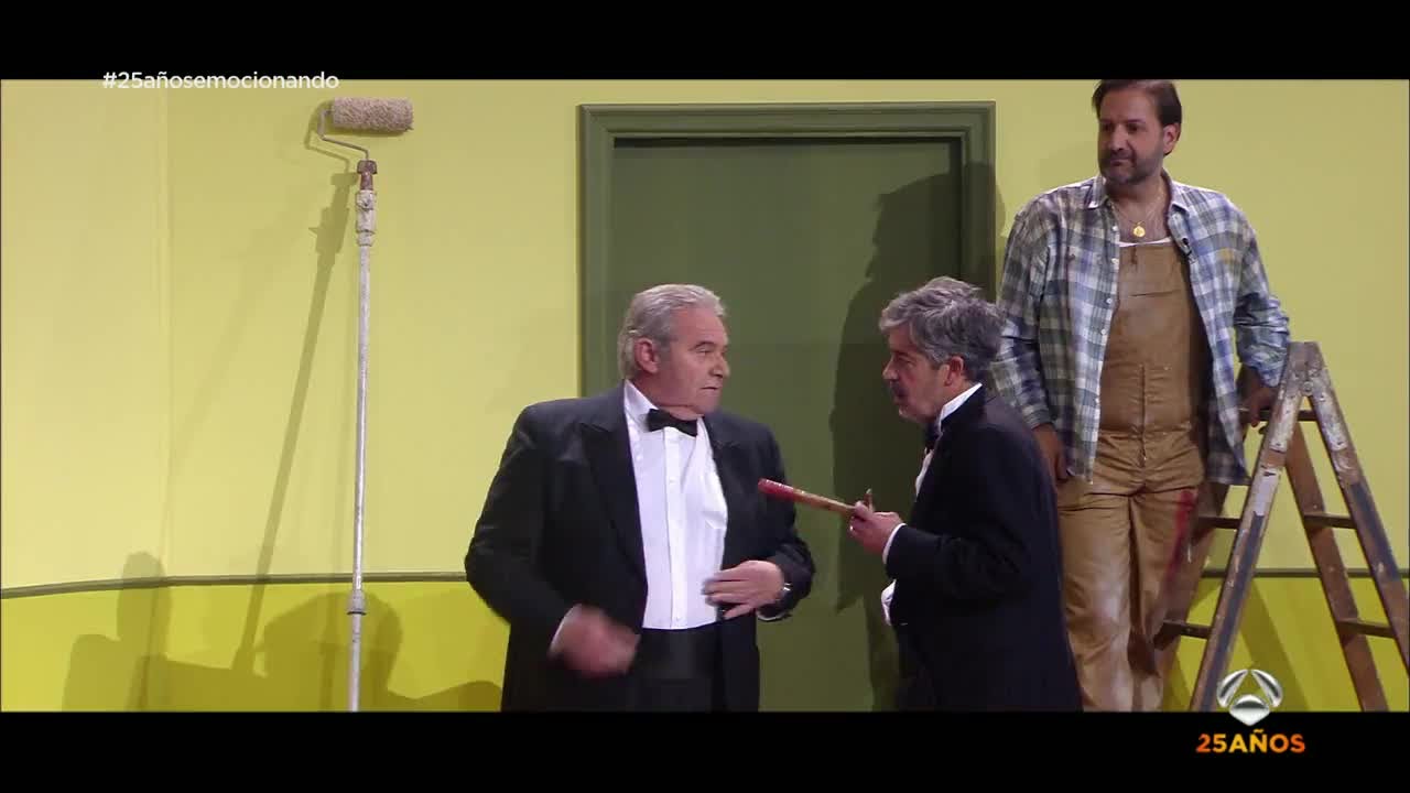 Pillamos a Manolo y Benito con las manos en la masa | Gala 25 años de Antena 3