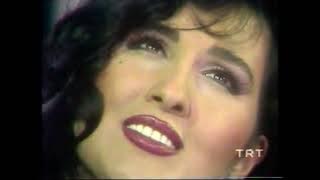 Nükhet Duru | Sevda