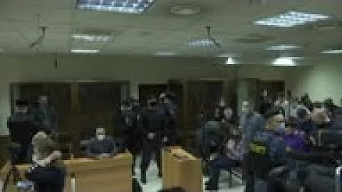 Navalny ordered to pay fine in defamation case