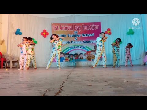 Ekti Ekti Ghabarlis na  Chintoo  Littler Toddler School kids performing at Annual Day