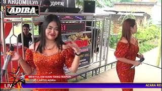MENYULAM KAIN YANG RAPUH (OT ADIRA)