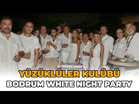 YÜZÜKLÜLER KULÜBÜ, GELENEKSEL