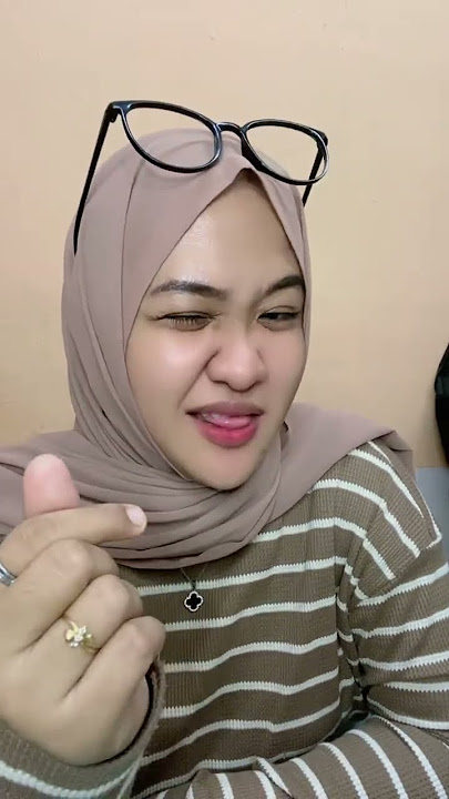 WANITA ITU TERLIHAT CANTIK KALO LAGI SENYUM, SEDANGKAN PRIA…….. #funny #lucu #komedi #ngakak