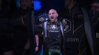 Does Alexander Volkanovski Have The Best Walkout?