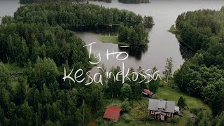 Toivonen - Tyttö Kesämekossa Virallinen Musiikkivideo