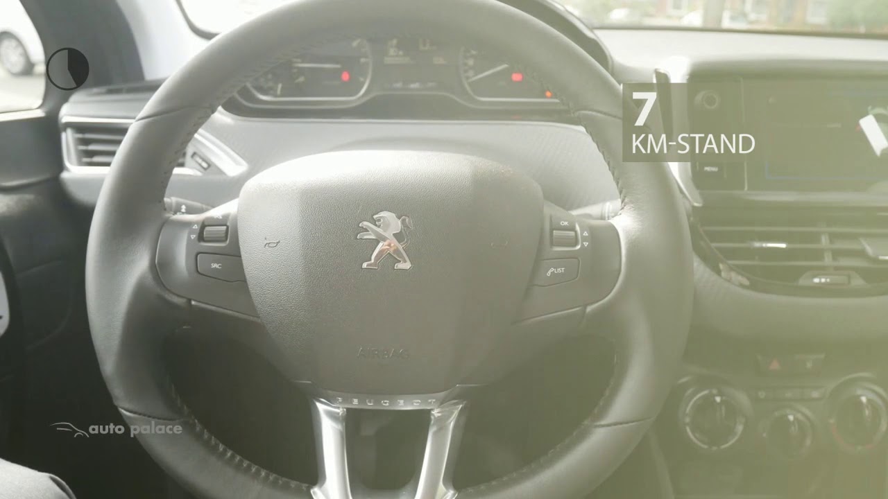 Peugeot 208 1.2 Puretech 82pk Signature NAVIGATIE CRUISE CONTROL