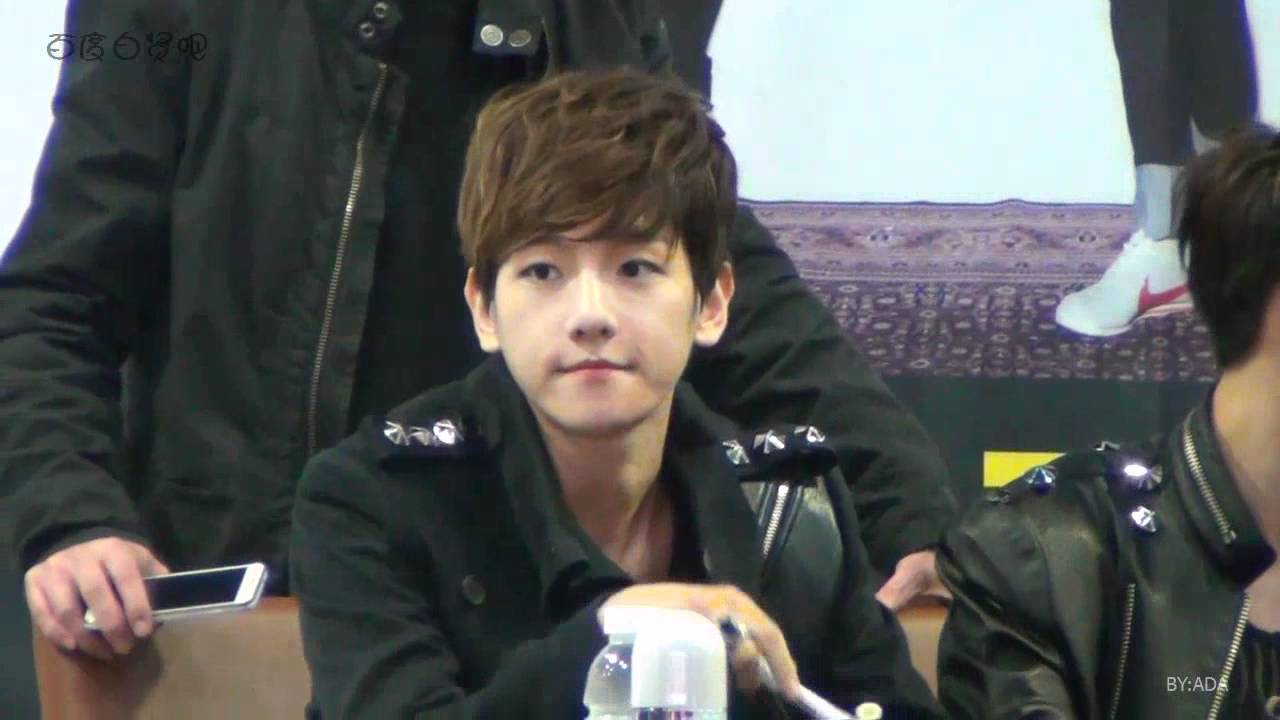 Baekhyun-BaiduBar 120421 COEX fansign fancam.mp4