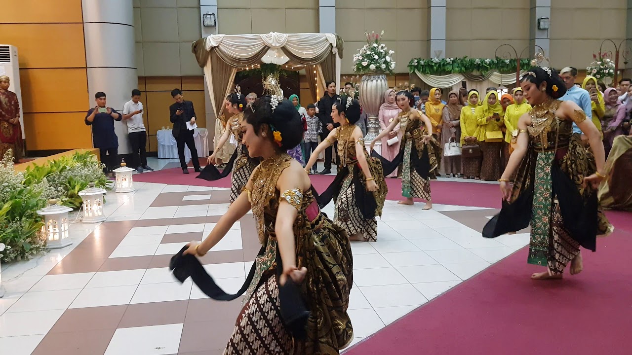 Kolaborasi sunda jawa kreasi  purwalingga kancana