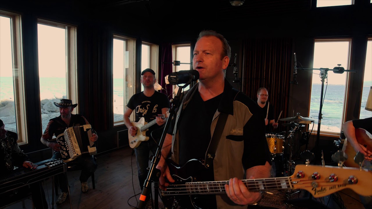 Tonton MeToo Musikkvideo di YouTube Tonton MeToo Musikkvideo di YouTube