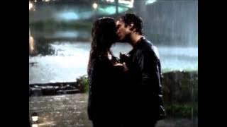 Damon and Elena - Wings ( Birdy)
