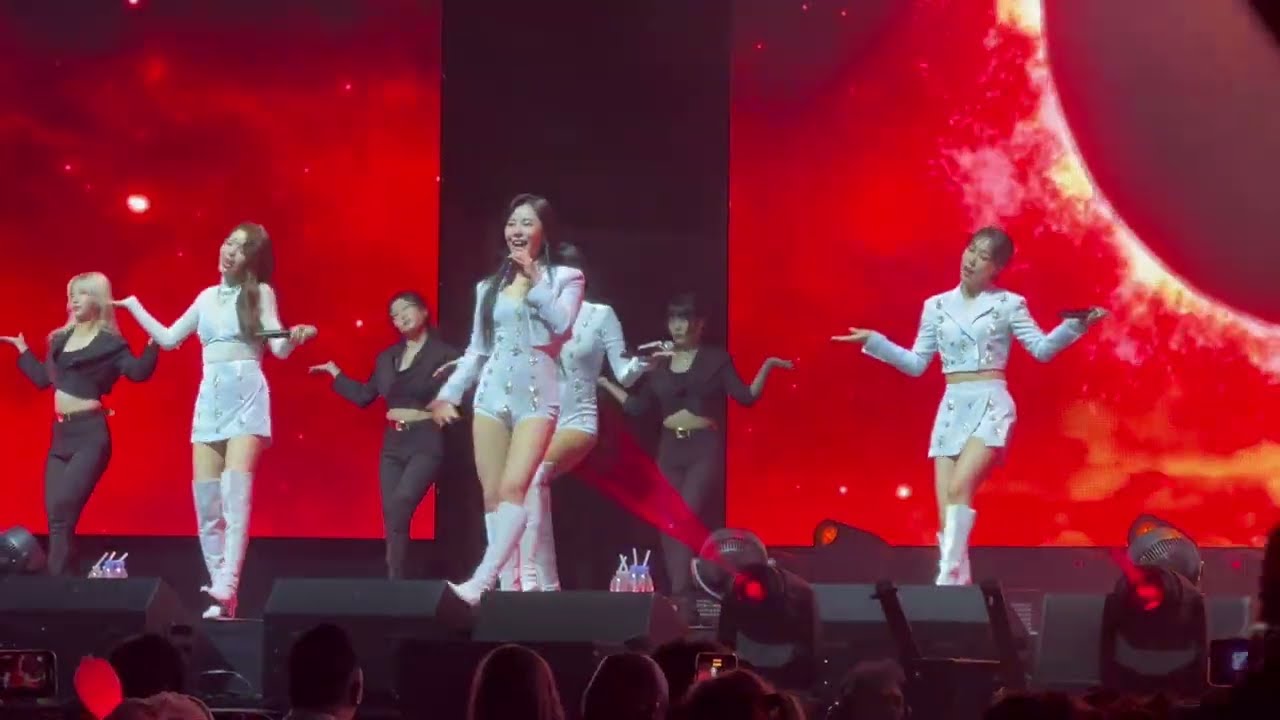 【4K】MAMAMOO MYCON in Glendale 20230531 Egotistic