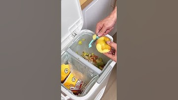 Hate Mixing Trash & Recycling? Try This Dual Section Bin