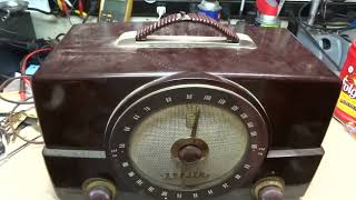 Repair of A 1950 Zenith H725 Tube Radio