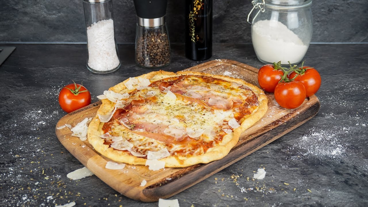 LOW CARB KETO PIZZA | 2 GRAMM KOHLENHYDRATE PRO STÜCK | Einfache Zubereitung