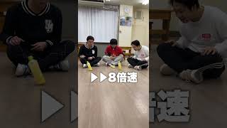 ３人同時にボトルフリップに成功したらチャンネル登録よろしく！！ #shorts