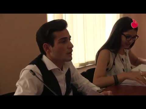 მე-12 სკოლის მოსწავლეებმა საკრებულოს იმიტირებული სხდომა ჩაატარეს