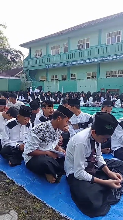 sholawat pembuka himtak ll MTs Ma'arif NU 01 Kertanegara