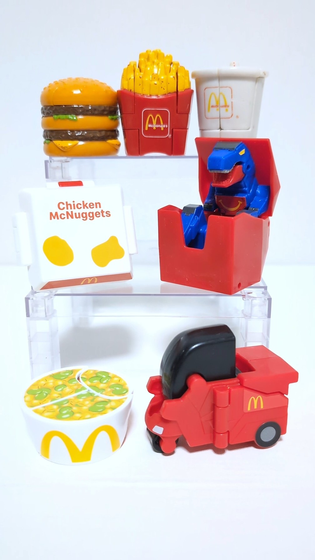 The transforming Happy Meal is amazing! #McDonalds #Happymeal