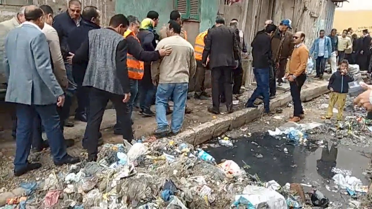 محافظ الإسكندرية لأهالي نجع العرب: أزمة الصرف هتتحل بالتنسيق مع النواب