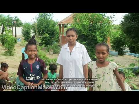 Ecoles du Monde, ONG travaillant à Madagascar présente l'école de Besely, dans la brousse