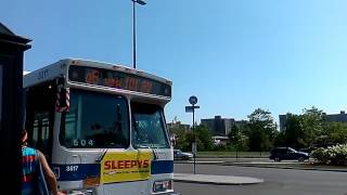 Q8 Bus leaving Gateway Mall