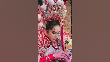 Chị 3 Bình Tinh ngày giỗ tổ đoàn Huỳnh Long