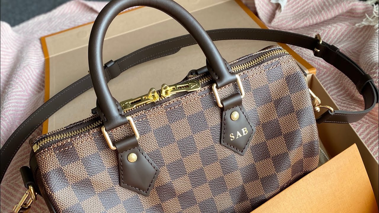 Just got my new speedy bandouliere 25 in damier ebene and it's absolutely  perfect 🥰 : r/Louisvuitton