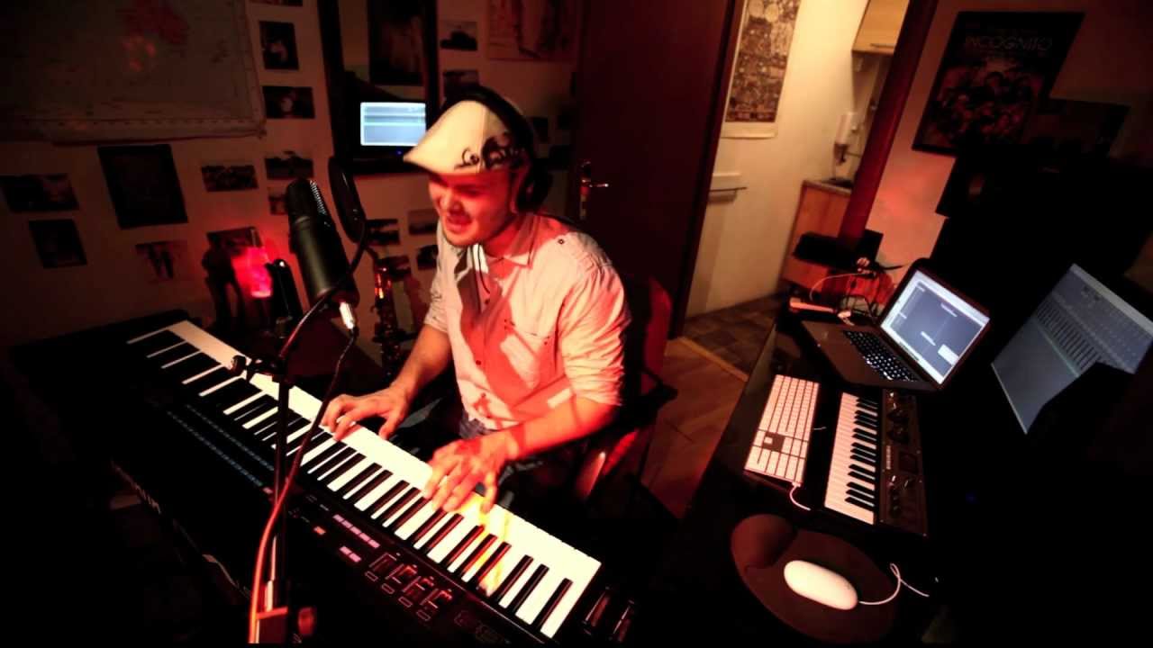 Knocks Me Off My Feet Stevie Wonder Mo Brandis Cover Youtube Zobacz słowa utworu knocks me off my feet wraz z teledyskiem i tłumaczeniem. knocks me off my feet stevie wonder mo brandis cover