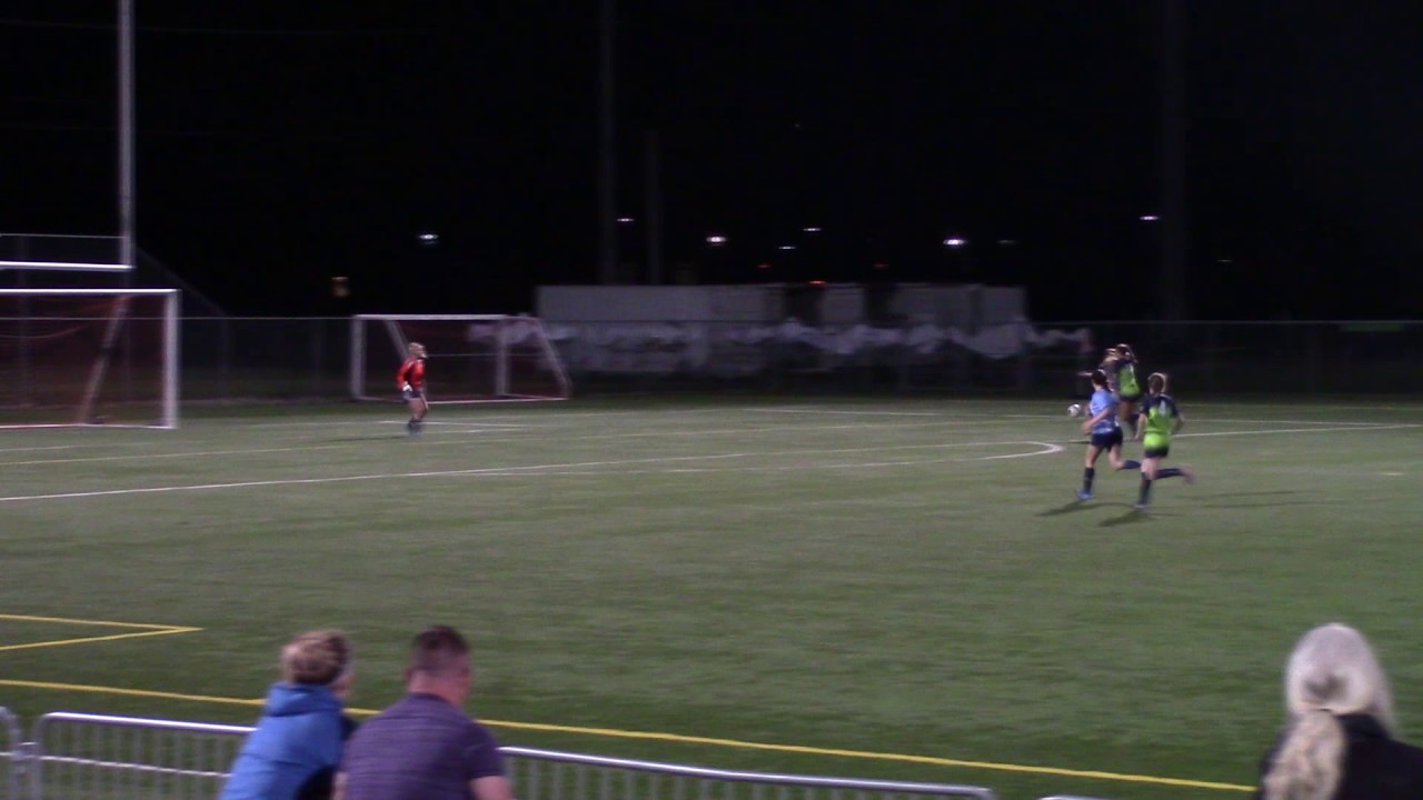 U21 Goal Claire Monyard2