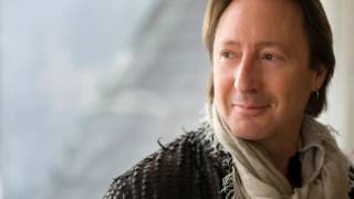 Video thumbnail of "Too Late for Goodbyes *  Julian Lennon  1984 HQ"