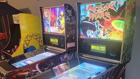 Arcade1Up Williams Pinball Machine Unboxing