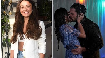Ayca Aysin Turan, een beroemde acteur die de vraag over zijn relatie met Alpnavruz afwees