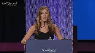 Jennifer Aniston Receives Award but Steve Carell is too Distracting. #jenniferaniston #stevecarrell