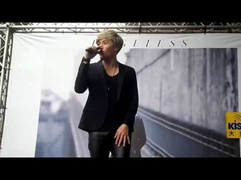 20150321 黃文星高雄「無界」簽唱會_演唱「想你的歌」