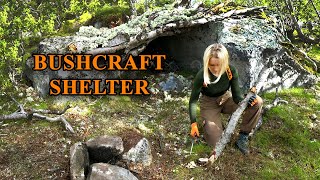 UPGRADING MY BUSHCRAFT SHELTER in the forest | carving, berries, smoothie