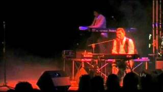 Video thumbnail of "Francesco Baccini - Mani di forbice -"