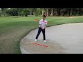 專業高爾夫小貼士：下坡沙坑球 || Golf Tips: Downhill bunker shot