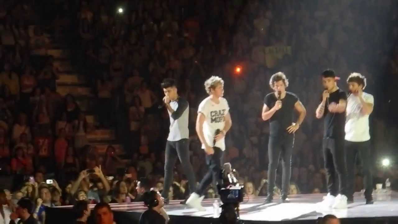 One Direction Twitter Questions Toronto (July 9, 2013)