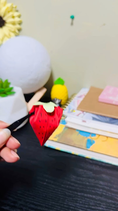 Paperil കിടിലൻ Strawberry! 😍🍓 |Make a Paper Strawberry |#diy #papercraft #shortvideo #strawberry