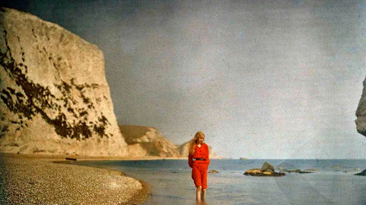 A girl at the beach - 1913