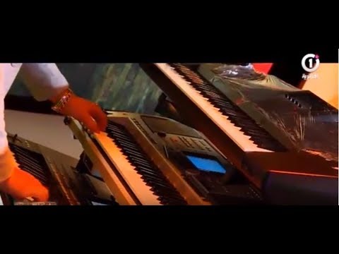Hichem Smati synthé Sur L'émission هشام سماتي يبدع بي السانتي على المباشر